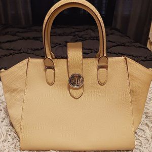 NWOT LAUREN BY RALPH LAUREN CLASSIC TAN TOTE BAG